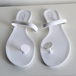 Magic collection white jelly Strappy Sandals Women’s summer flip flops size 11